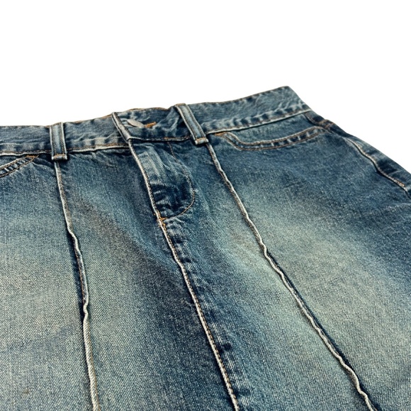 Y2K Gap Denim Belle Du Jour Skirt in Size 2 - Picture 5 of 7